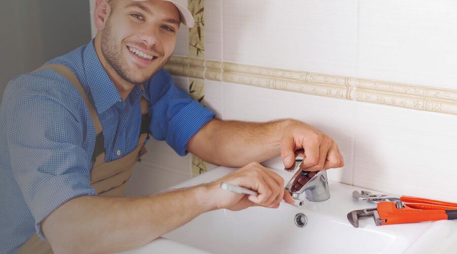 Kitchen Faucet Repair Service in Colfax, IA